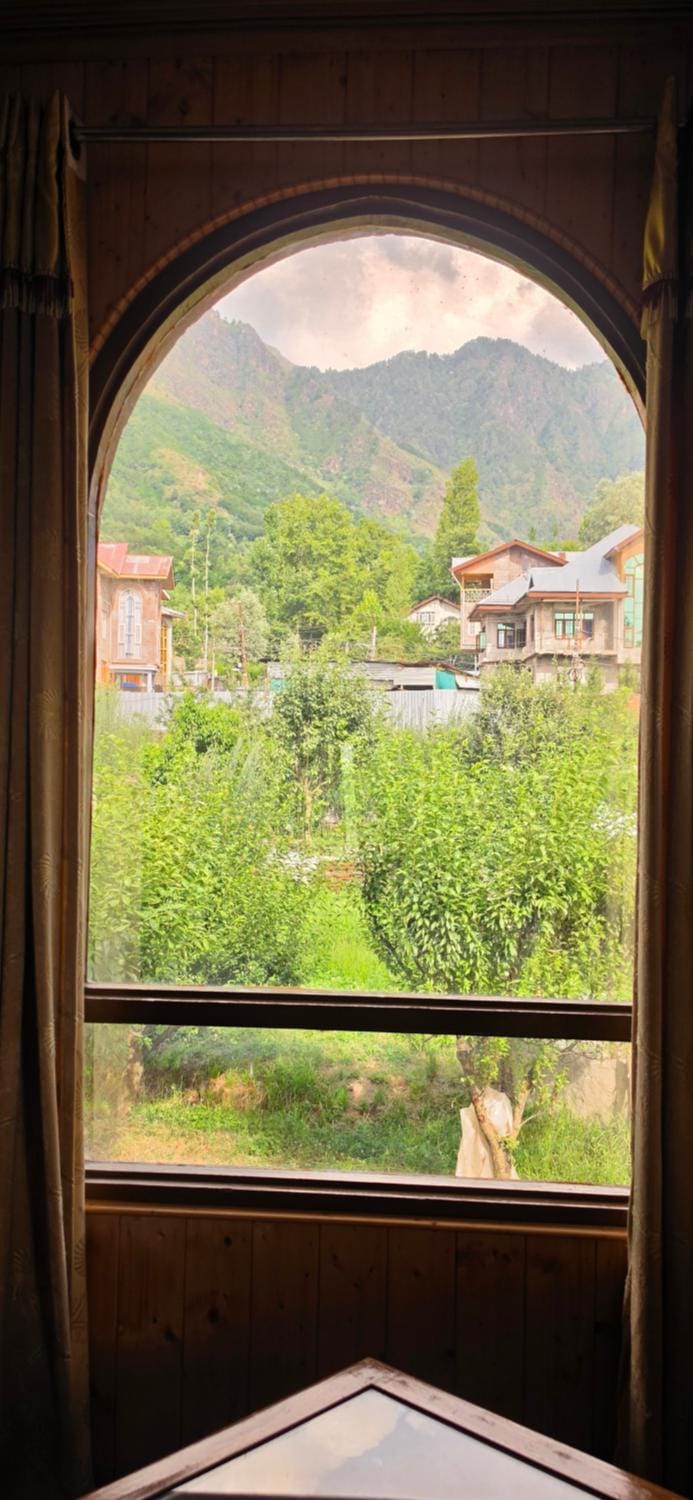 Himalayan villa Resort in India
