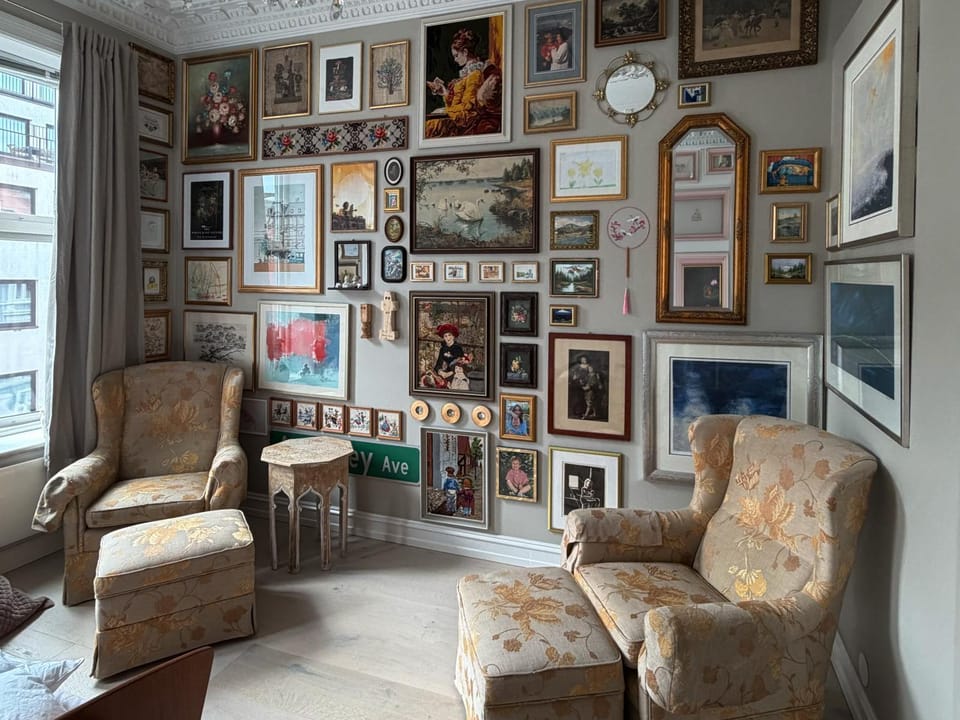 Seating area, Bedroom