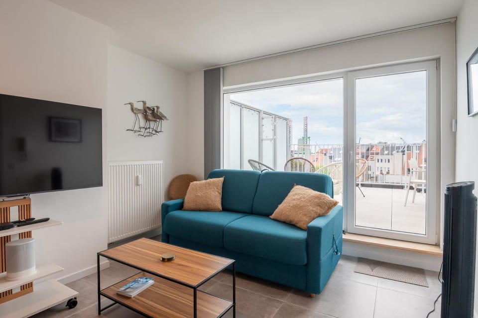 Seaside Oostende Apartment with Large Sunny Terrace Apartment in Ostend