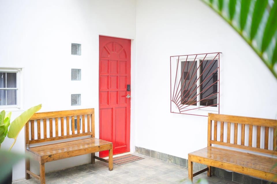 Property building, Facade/entrance