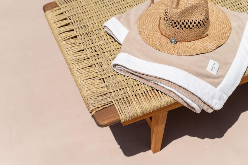 Day, Balcony/Terrace, sunbed, towels