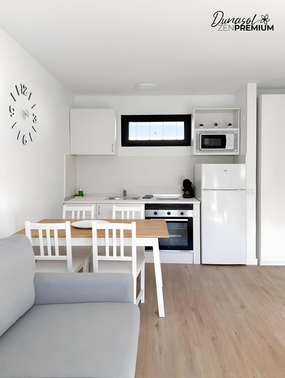 Property building, Kitchen or kitchenette, Living room
