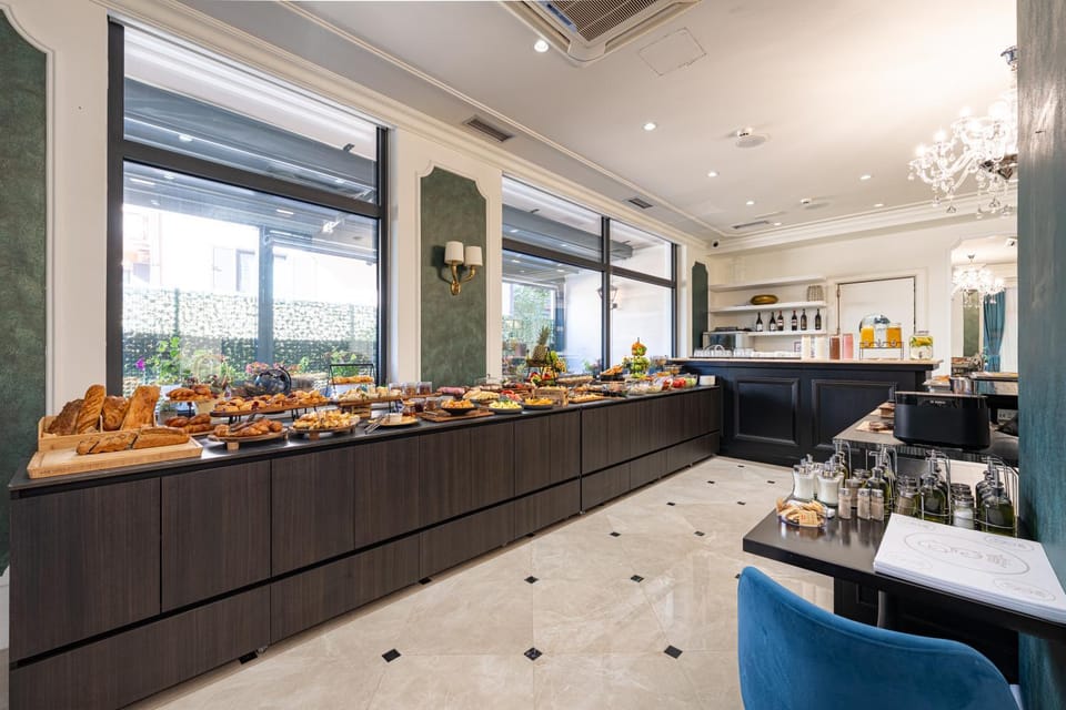 Food and drinks, Breakfast, Buffet breakfast, Drinks