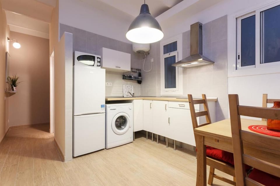 Cozy apartment close to CAMP NOU Apartment in L'Hospitalet de Llobregat