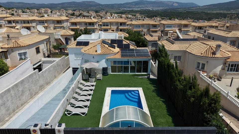 Heated Pool Eco Villa BBQ Parking Chill Out Villa in Costa Blanca