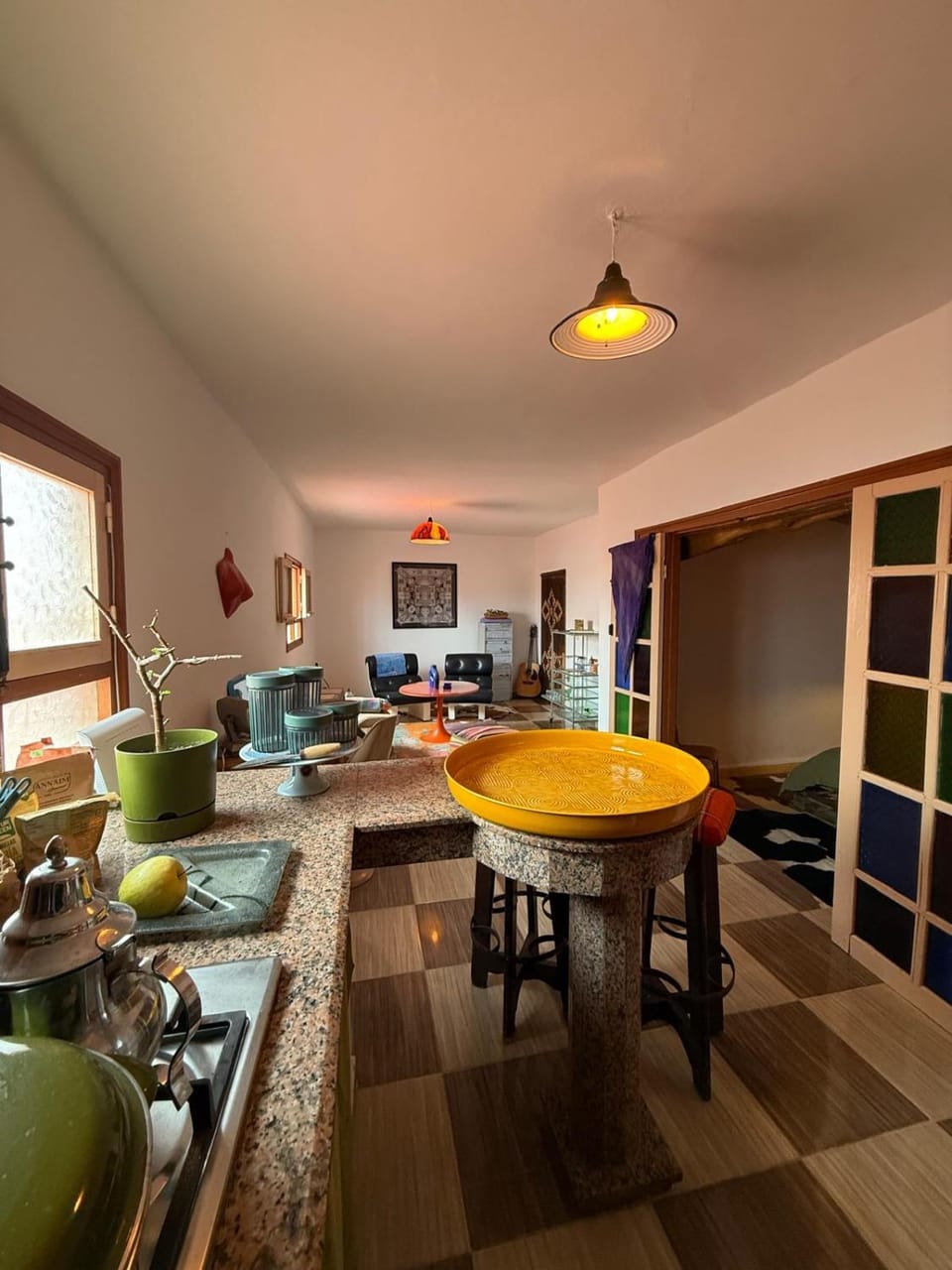 Lounge or bar, kitchen