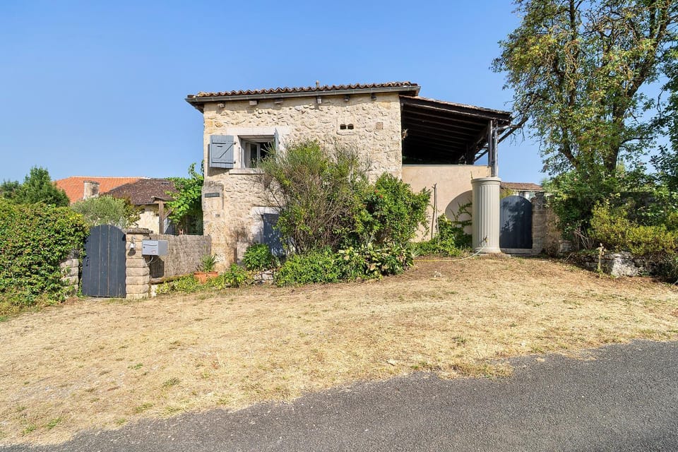 Le Pigeonnier House in Nouvelle-Aquitaine