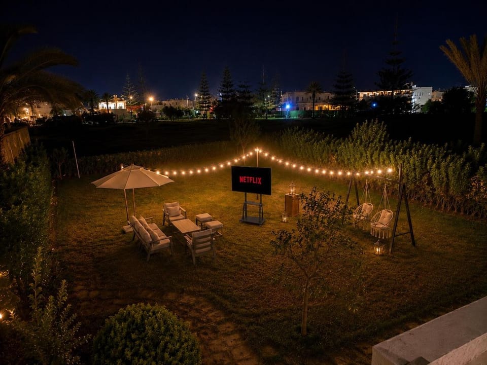 Night, BBQ facilities, Garden, Evening entertainment, Garden view, Garden view, Area and facilities