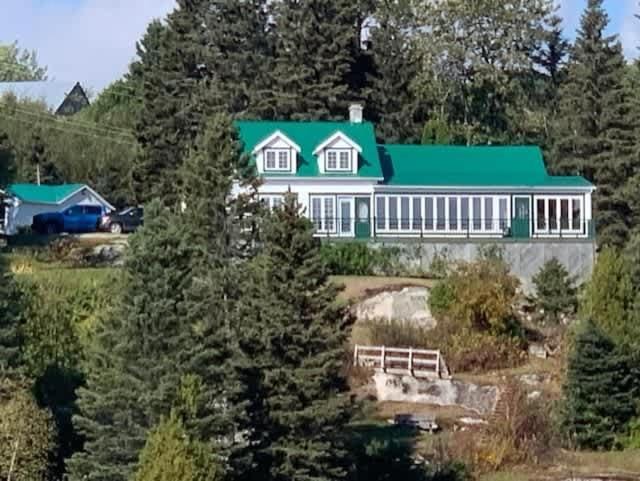 Incredible View - Le Ballet des Baleines Chalet in La Malbaie