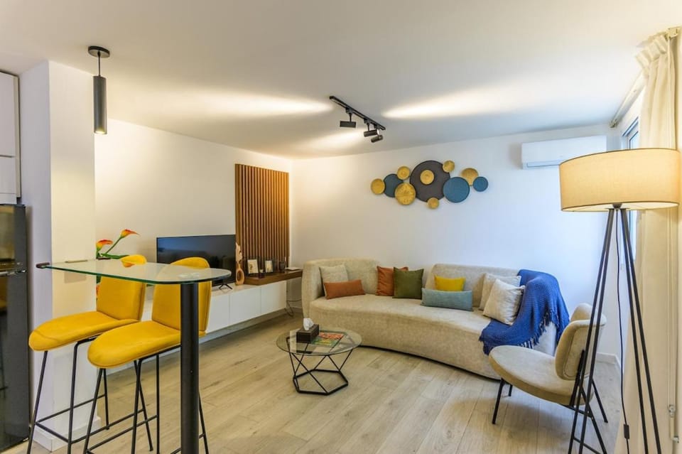Salt & stone 1-BR Apartment In Batroun Apartment in Africa
