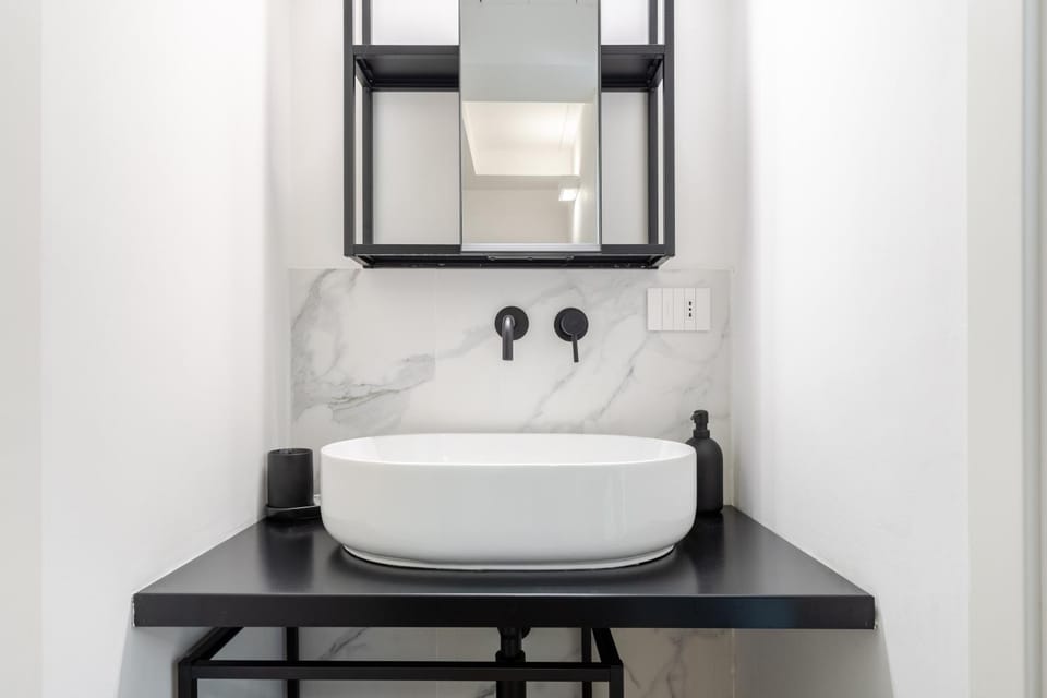 Hostdomus - Solferino Loft Apartment in Turin