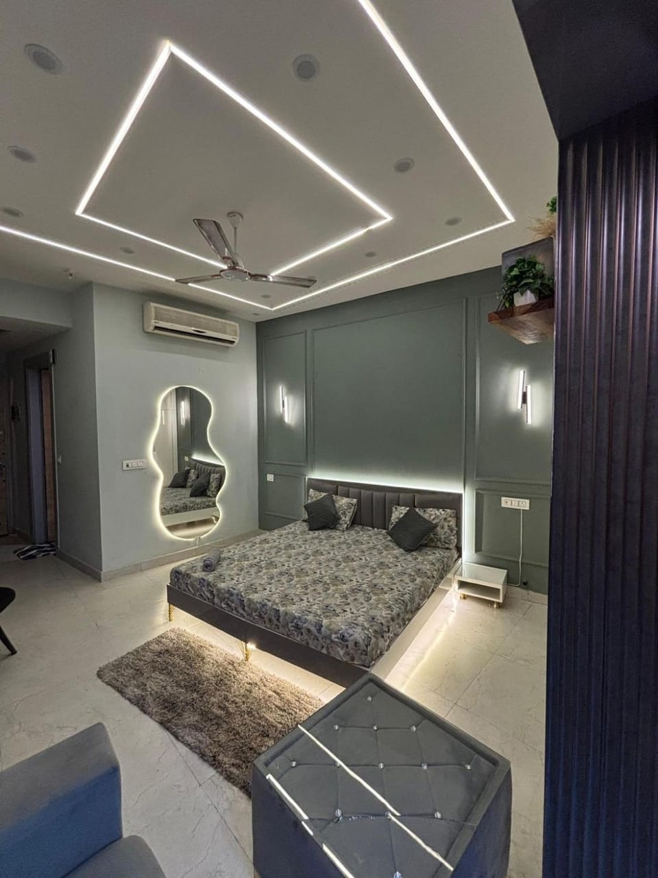 Cozy heights Love hotel in Noida