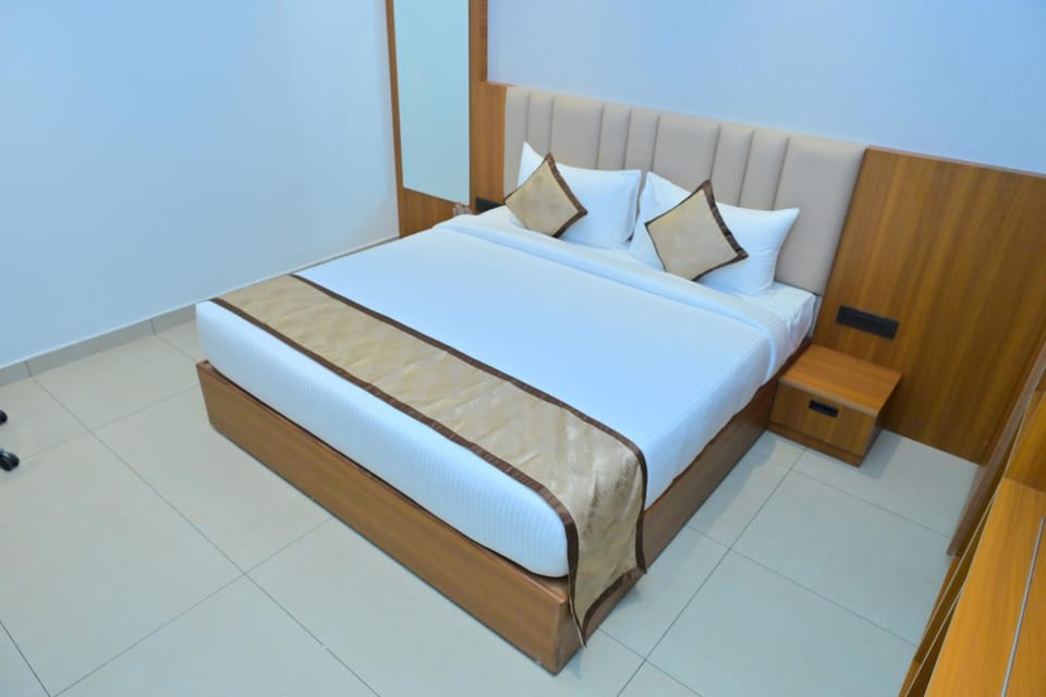 BHAVANIS Vista By ICON Hotel in Tamil Nadu