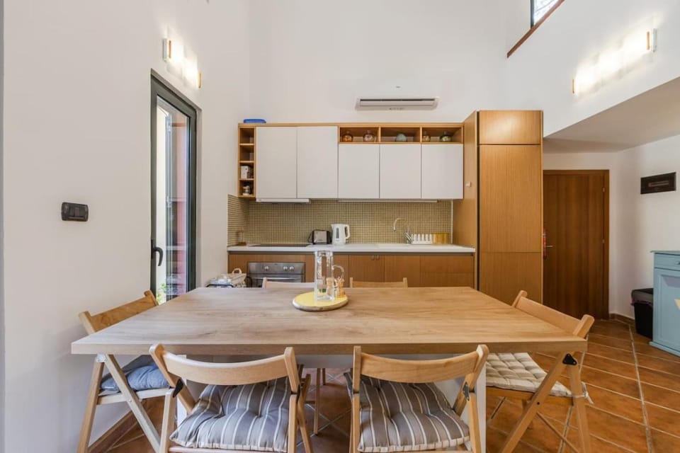 Villa Dita Qerret Relaxing Beachfront Stay by PikHost Villa in Tirana County, Albania