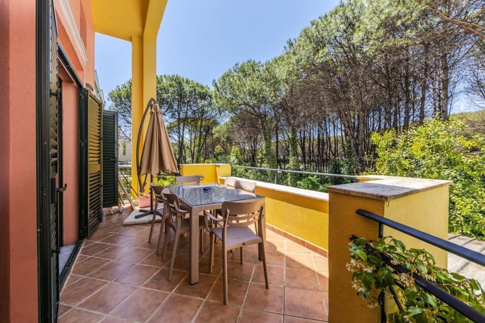 Villa Dita Qerret Relaxing Beachfront Stay by PikHost Villa in Tirana County, Albania