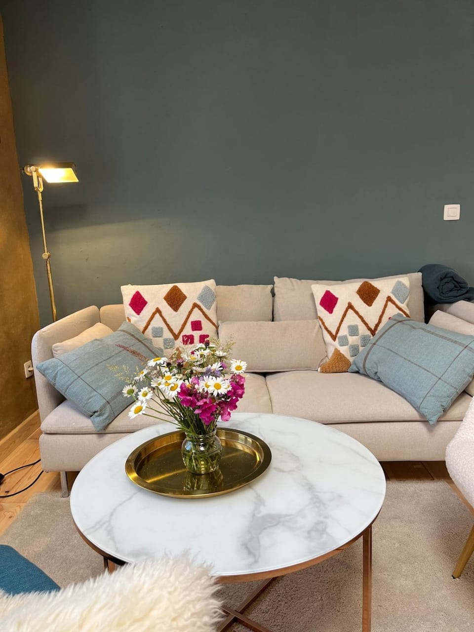 Living room, Seating area
