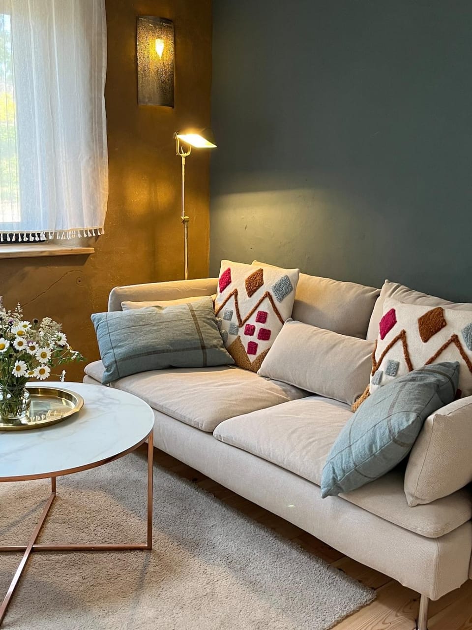 Living room, Seating area