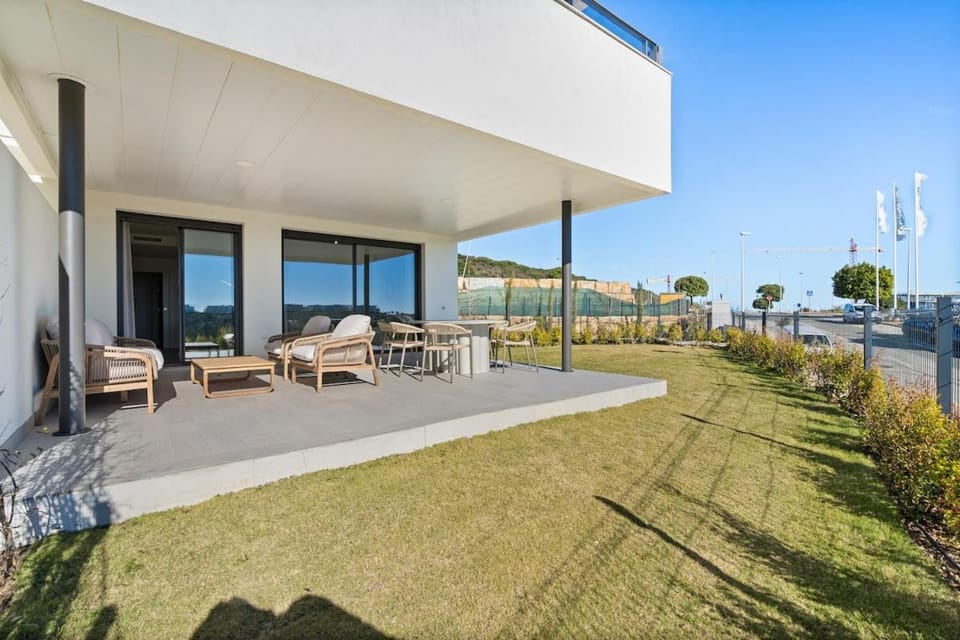 Modern 3-Bedroom Apartment Camarate Hills RDR556 Apartment in Costa del Sol