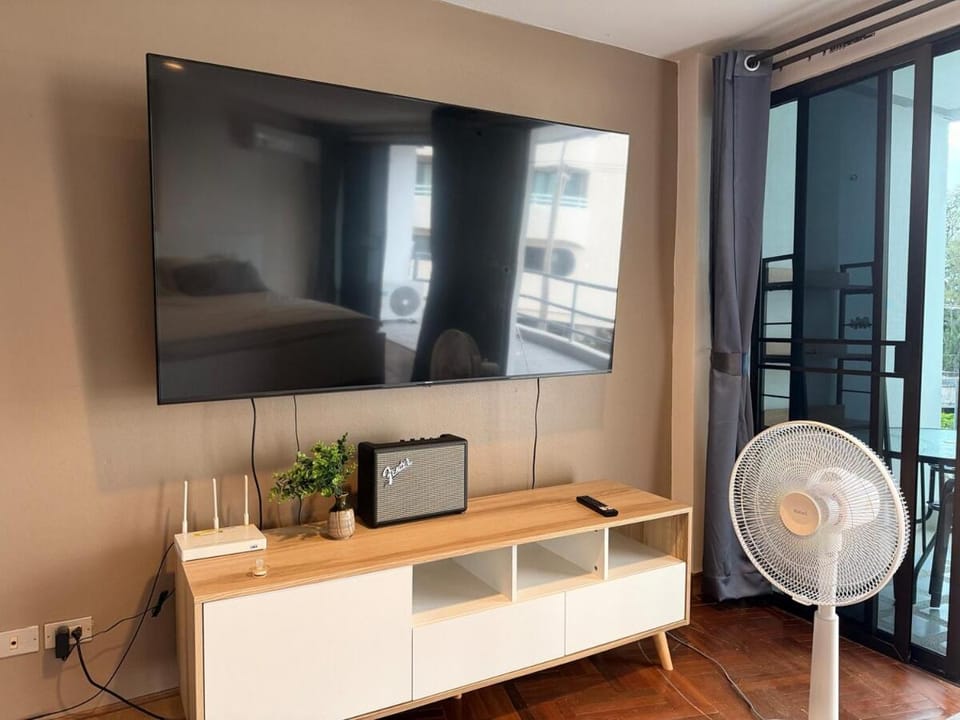 Cozy Beachcondo Rayong 400mbit for digital nomad Apartment in Phe