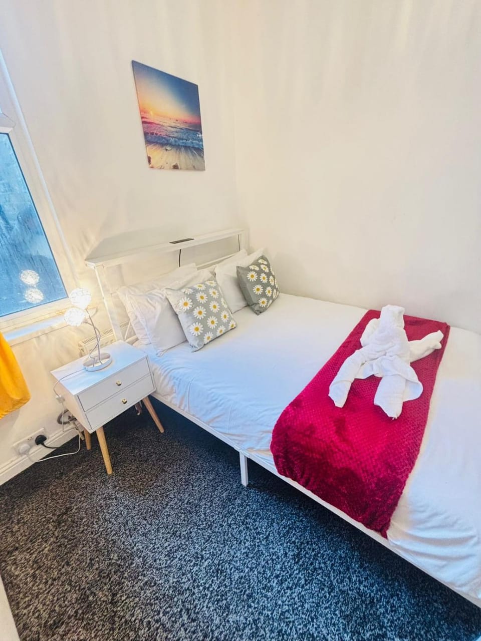 Mile End Nest London Bed and Breakfast in London Borough of Hackney