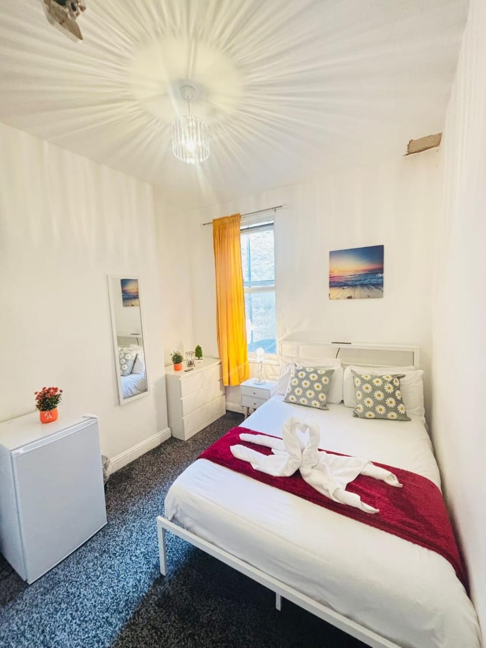 Mile End Nest London Bed and Breakfast in London Borough of Hackney