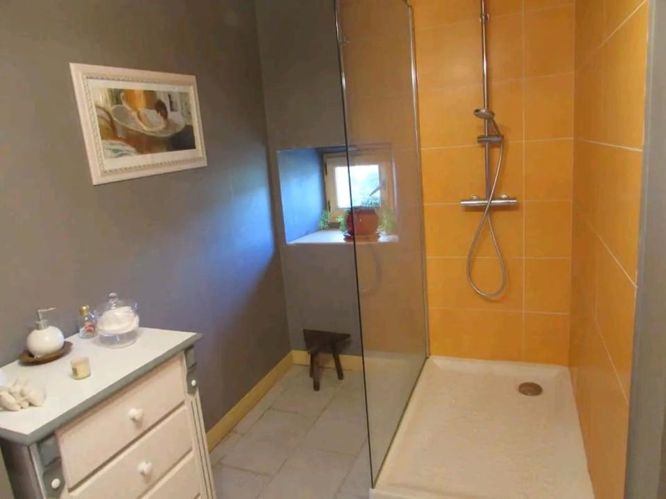 La Maison de Muriel Bed and Breakfast in Normandy