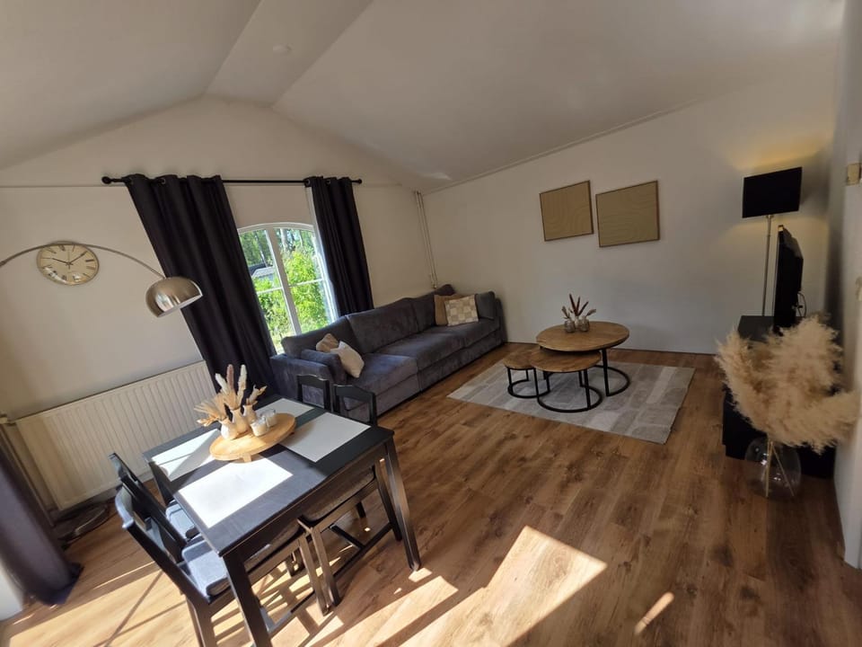 Huisje 11 Campground/ 
RV Resort in Enschede