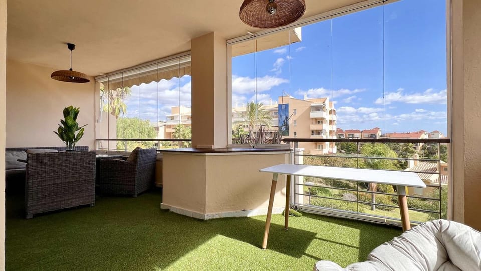 Relax Oasis and Terrace in Sol Andalusi Apartment in Valle del Guadalhorce