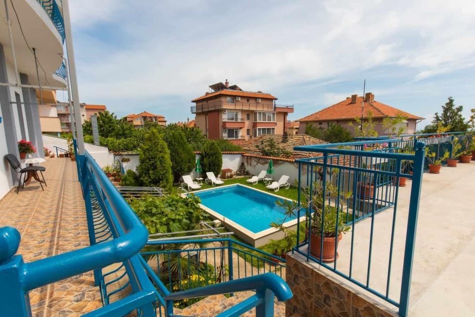 Семеен хотел Брилянтин Bed and Breakfast in Burgas Province