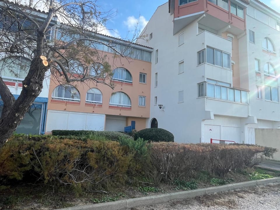 T2 vue chenal Port Leucate Apartment in Leucate
