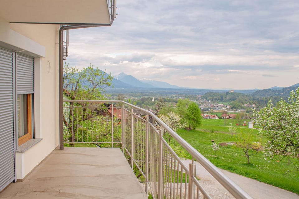 Natural landscape, Balcony/Terrace