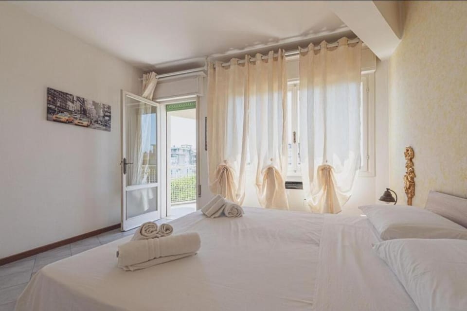 BELVEDERE - Sea View apartment near Piazza Mazzini Apartment in Lido di Jesolo