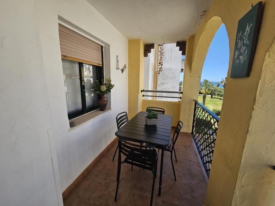 View (from property/room), Balcony/Terrace