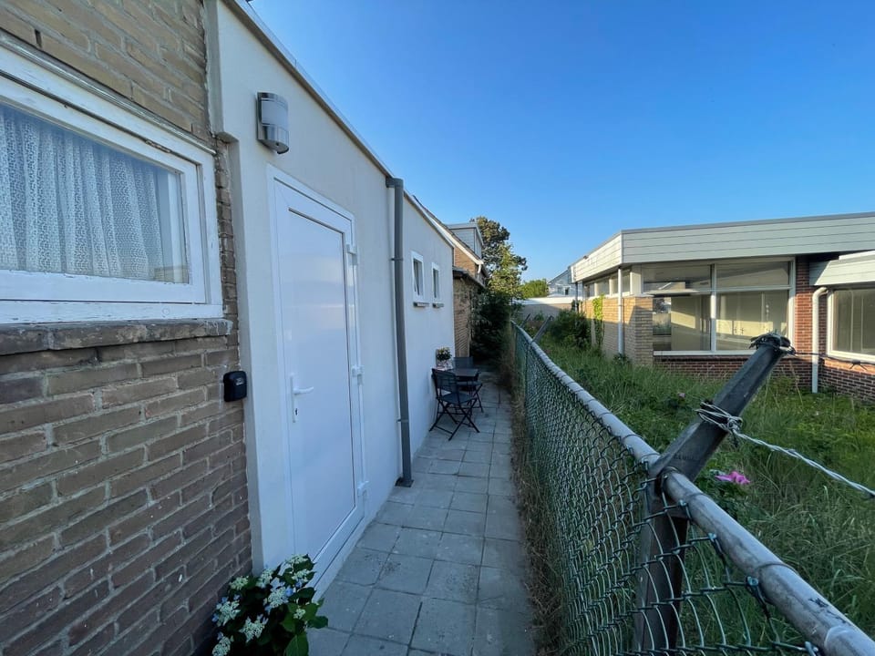 Tiny house in Noordwijk aan Zee, The Netherlands Apartment in Noordwijk