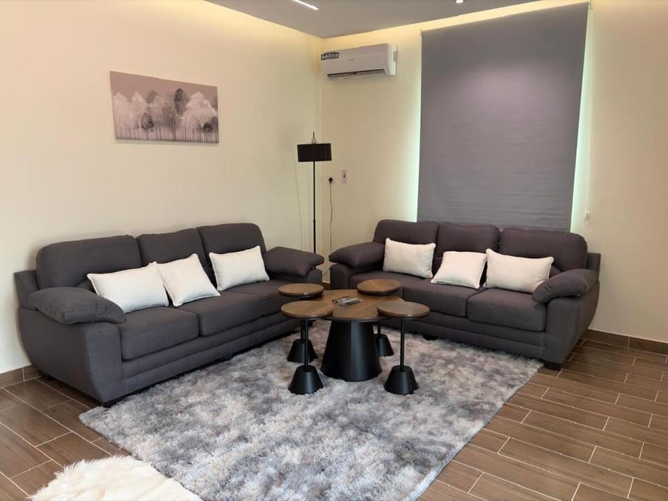 Al Baha Al Dhafir City, Al Rawda Neighborhood Apartment in Makkah Province