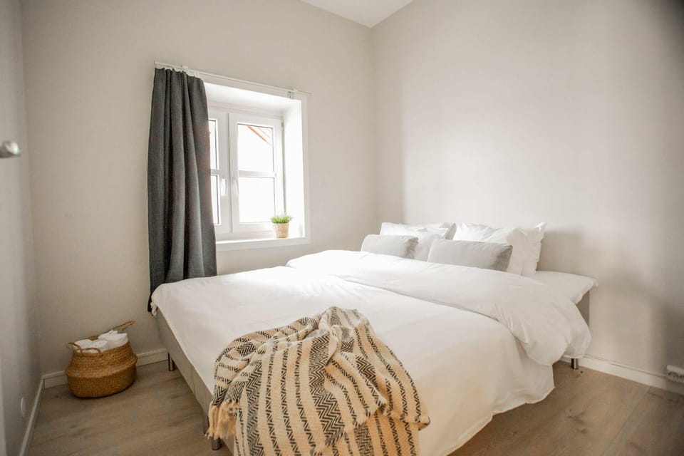 Modern Seafront 3BR Loft Walk to Bryggen - SVB305 Apartment in Bergen