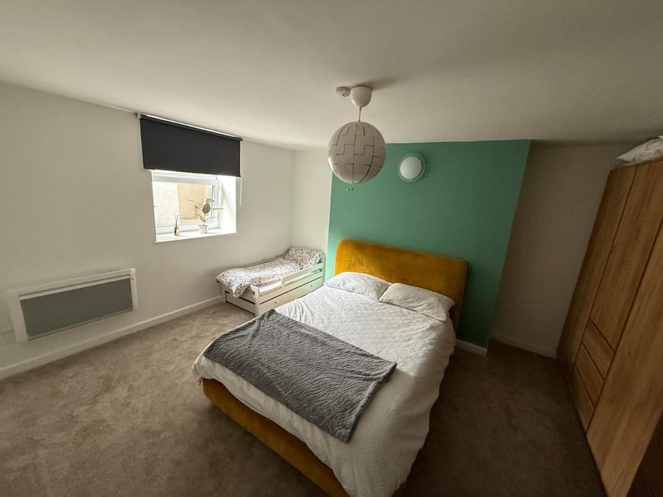 Bed, Bedroom, wardrobe