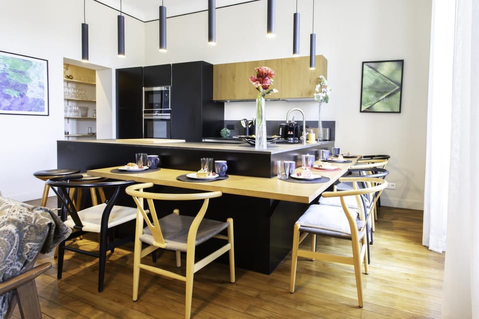S16 Staywizus- Suite Tiranty, 3 Chbrs, Jean Medecin, balcon &Clim Apartment in Nice