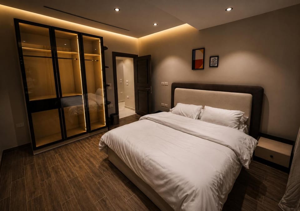 Bed, Photo of the whole room, Bedroom, wardrobe