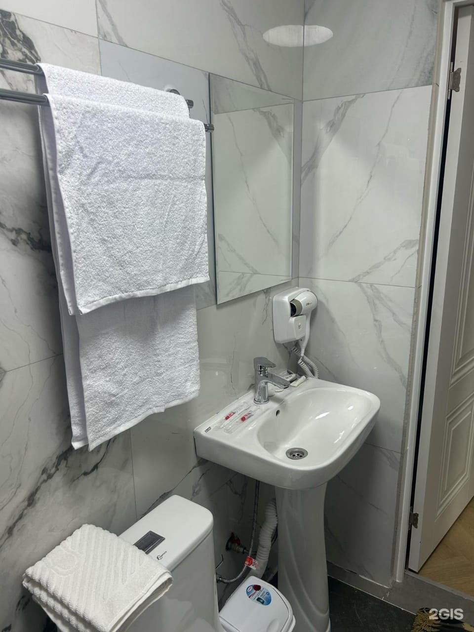 Zhan Hotel in Almaty Жан гостиница в Алматы Inn in Almaty
