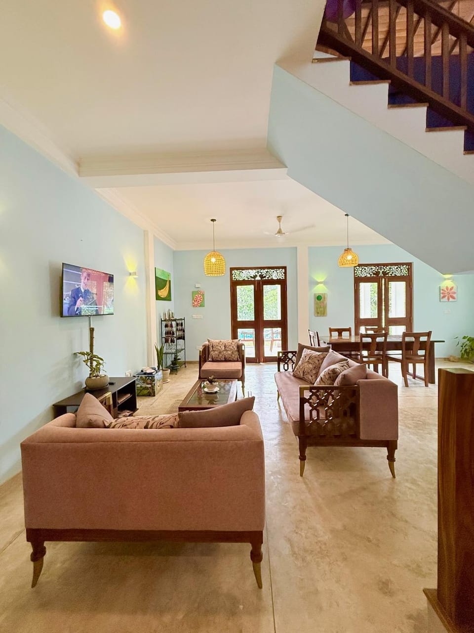 Communal lounge/ TV room
