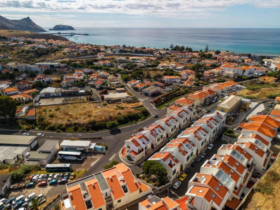 Villa Arrifes in Porto santo House in Madeira District