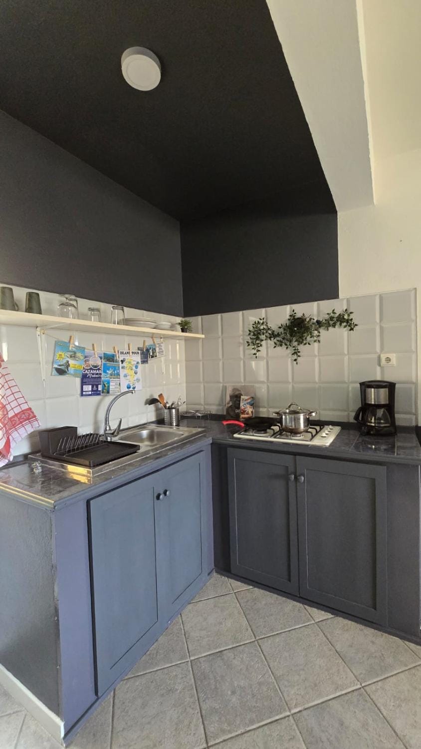 Spacious Studio Apartment close to the Beach Apartment in Santa Maria