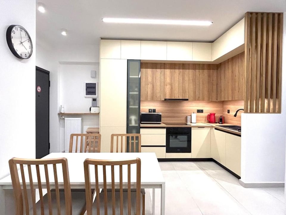 Modern 1BR Apt Next to Pasalimani & Shops Apartment in Pireas