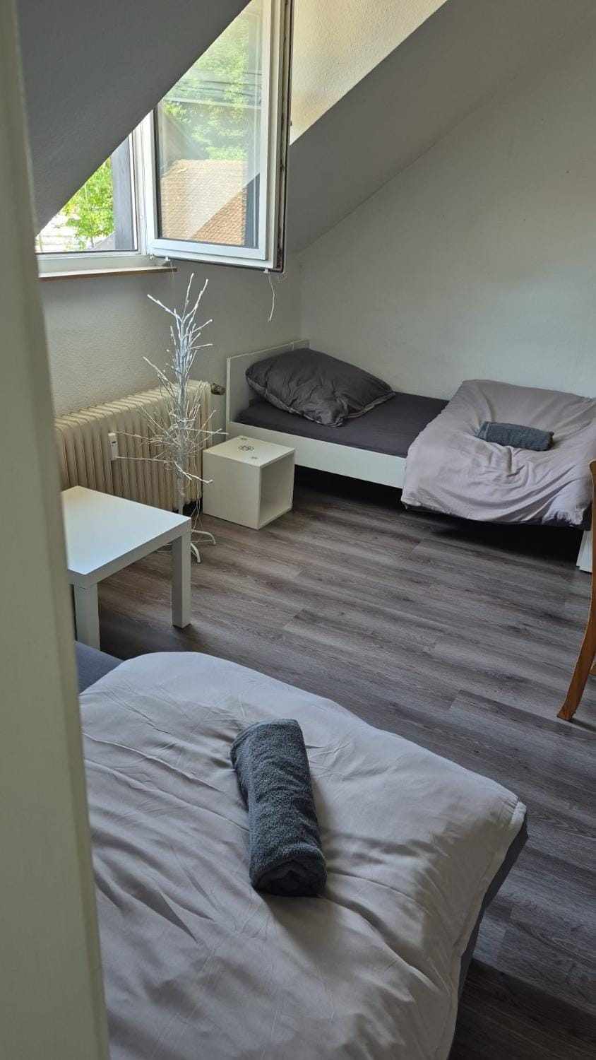 Bed, Bedroom