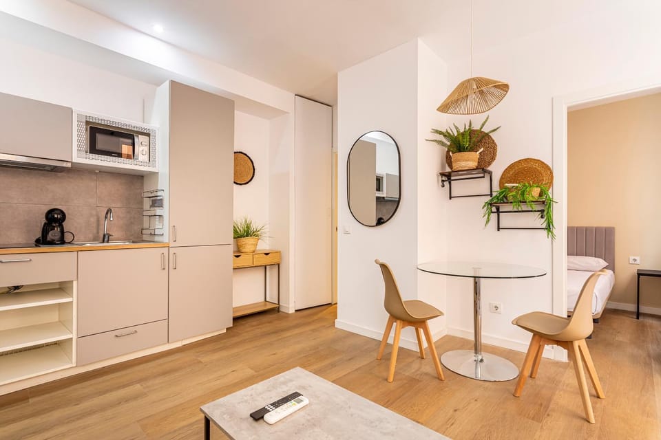 Plaza del Ayuntamiento Suites Apartment in Valencia