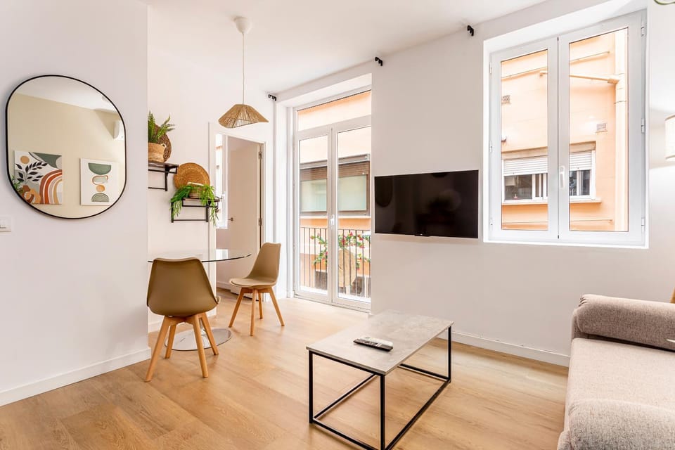 Plaza del Ayuntamiento Suites Apartment in Valencia