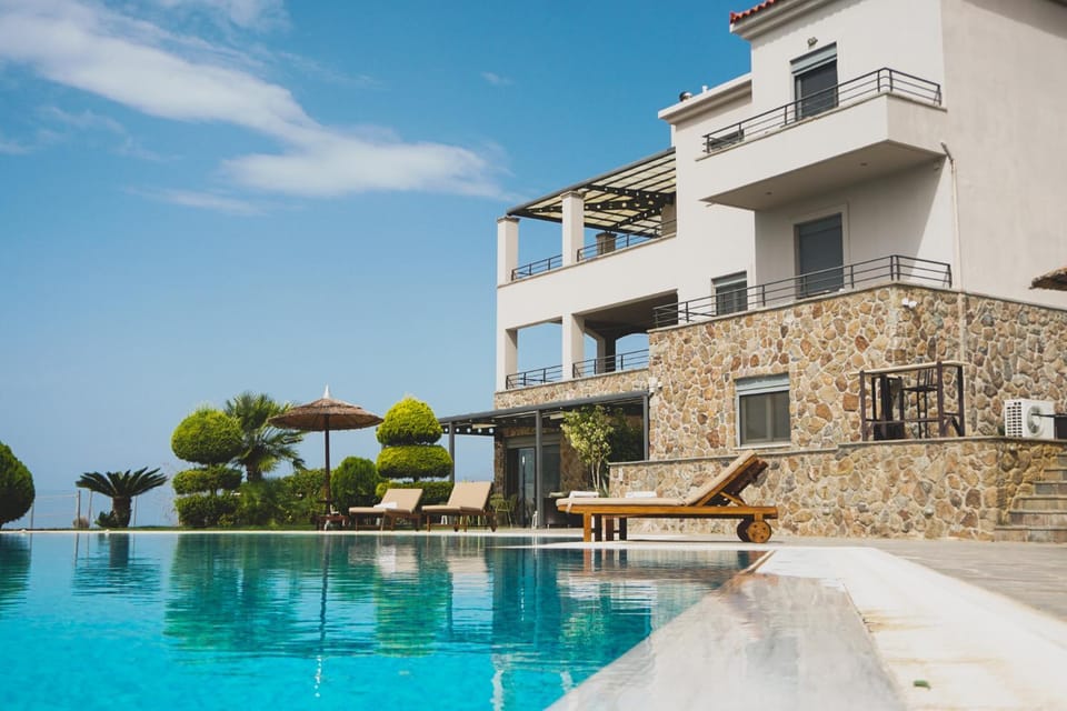 Property building, Swimming pool