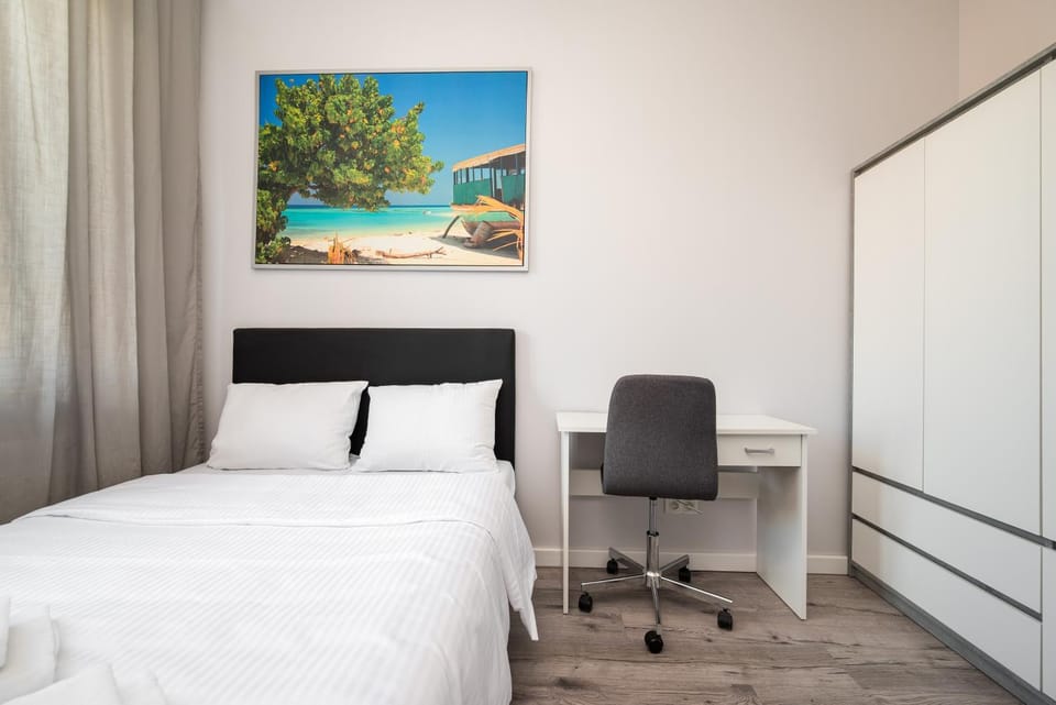 Bed, Photo of the whole room, Bedroom, wardrobe