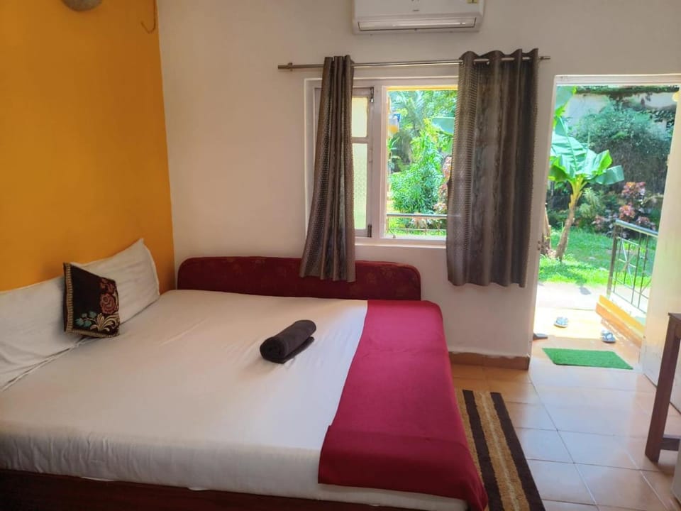 Titos nearby baga beach apartment goa Apartment in Baga